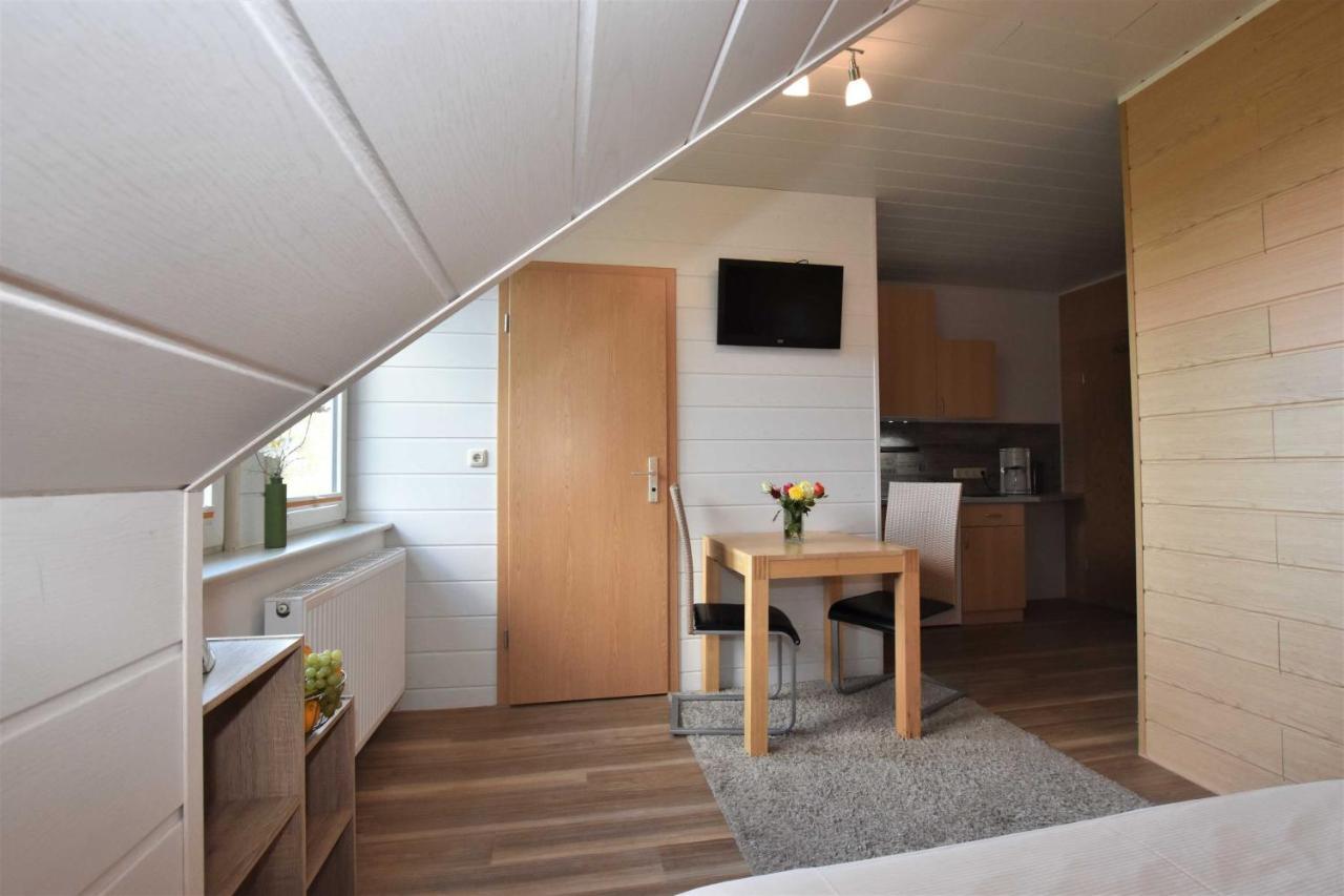 Ferienwohnungen Kleckerburg Mit Me Kagsdorf Ngoại thất bức ảnh