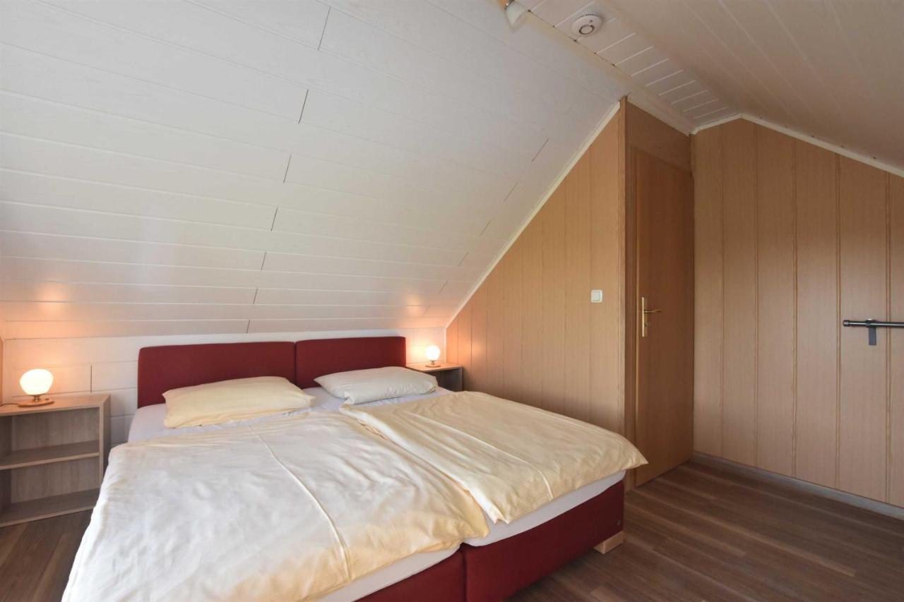 Ferienwohnungen Kleckerburg Mit Me Kagsdorf Ngoại thất bức ảnh